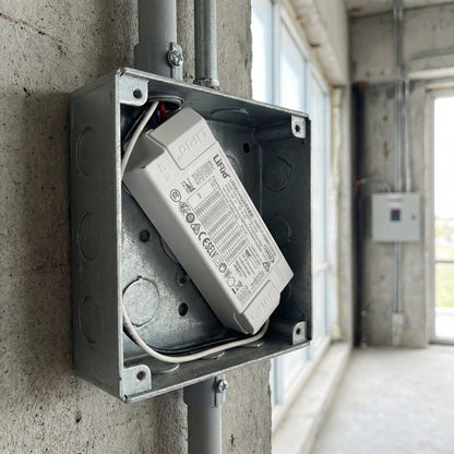 SunshinePanel Driver LED Dimmable LIFUD 40W DALI/PUSH - Compatible Dalles 60�60 et 120�60, vue arriere et connectique